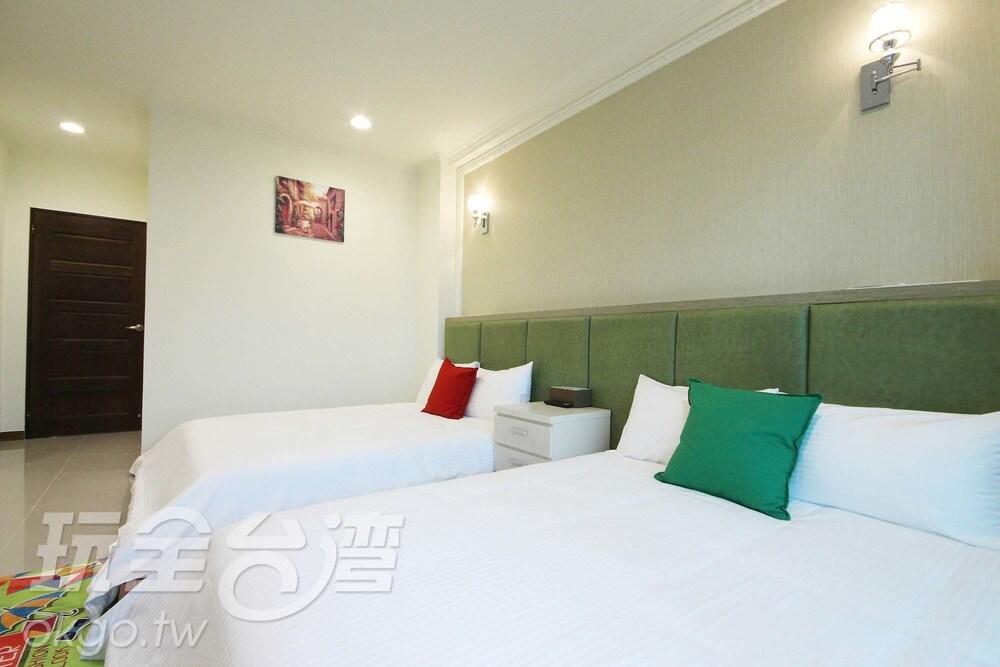 Tu Wei 192 Homestay Zhuangwei Экстерьер фото