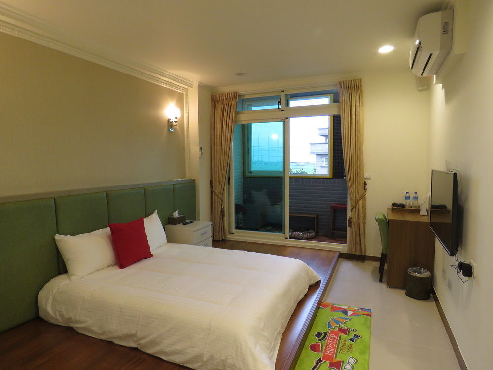Tu Wei 192 Homestay Zhuangwei Экстерьер фото